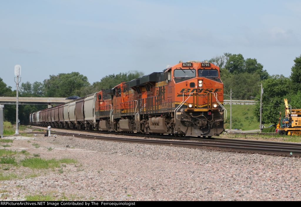 BNSF 6795 East